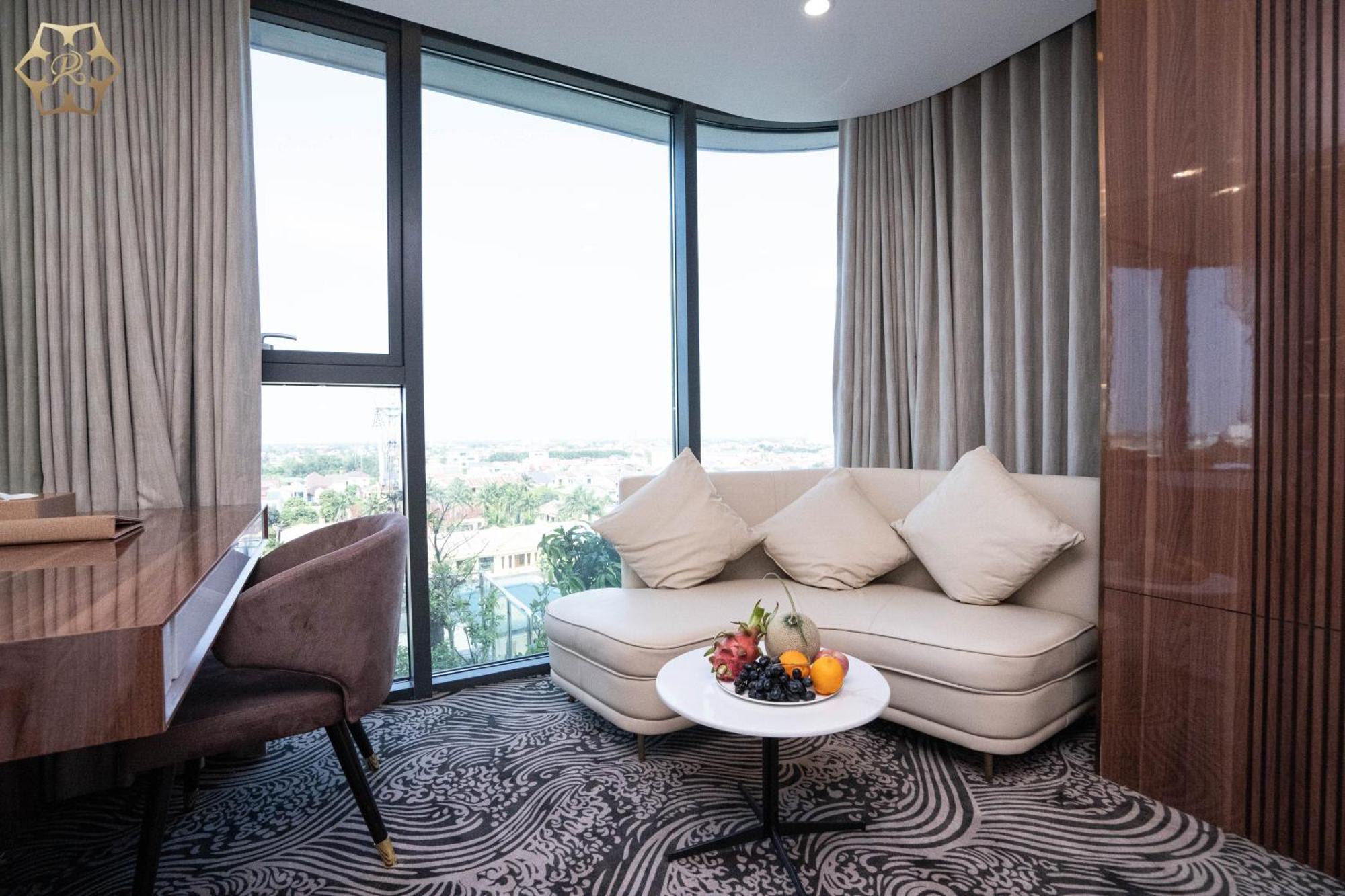 Cua Dong Luxury Hotel Вин Екстериор снимка