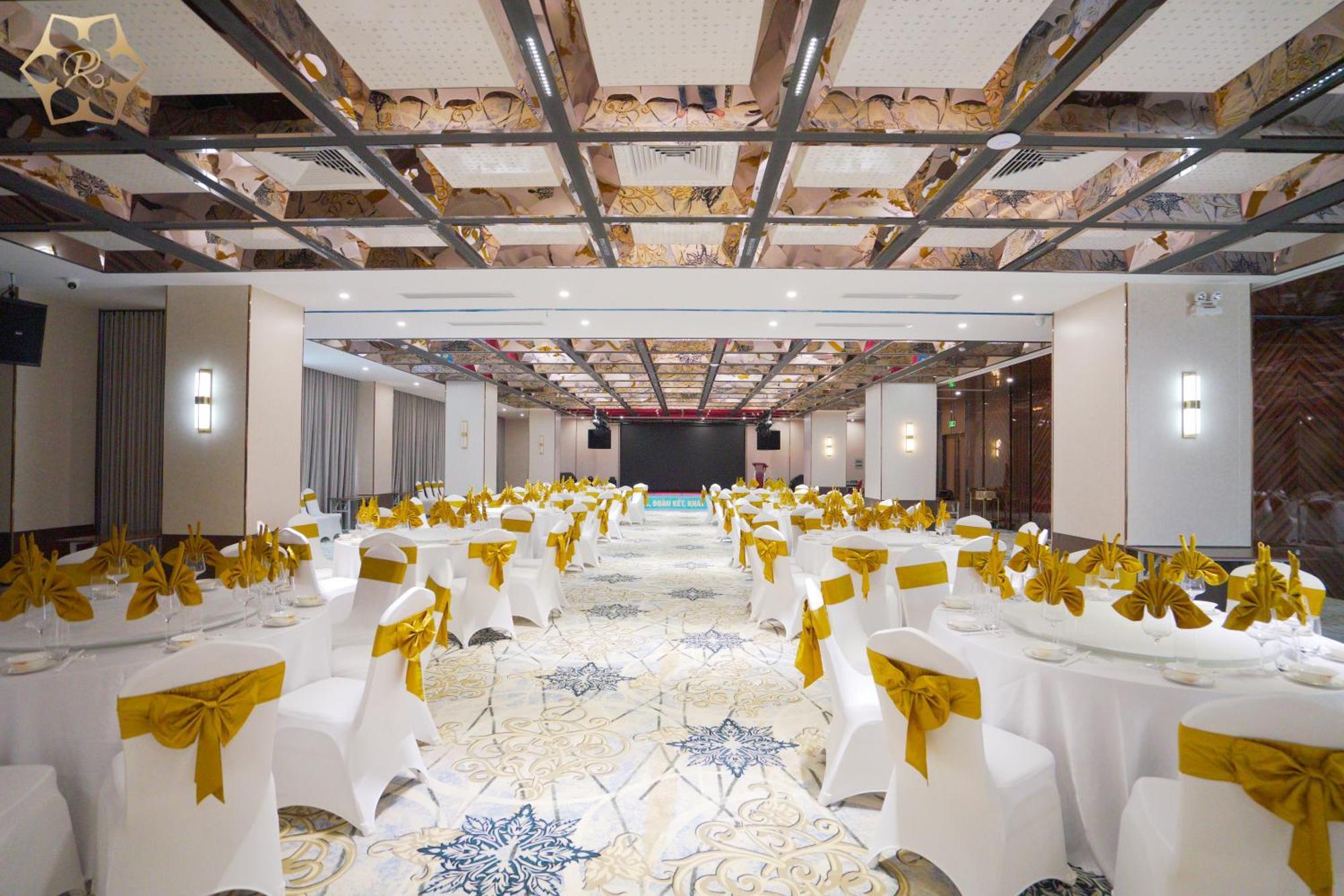 Cua Dong Luxury Hotel Вин Екстериор снимка