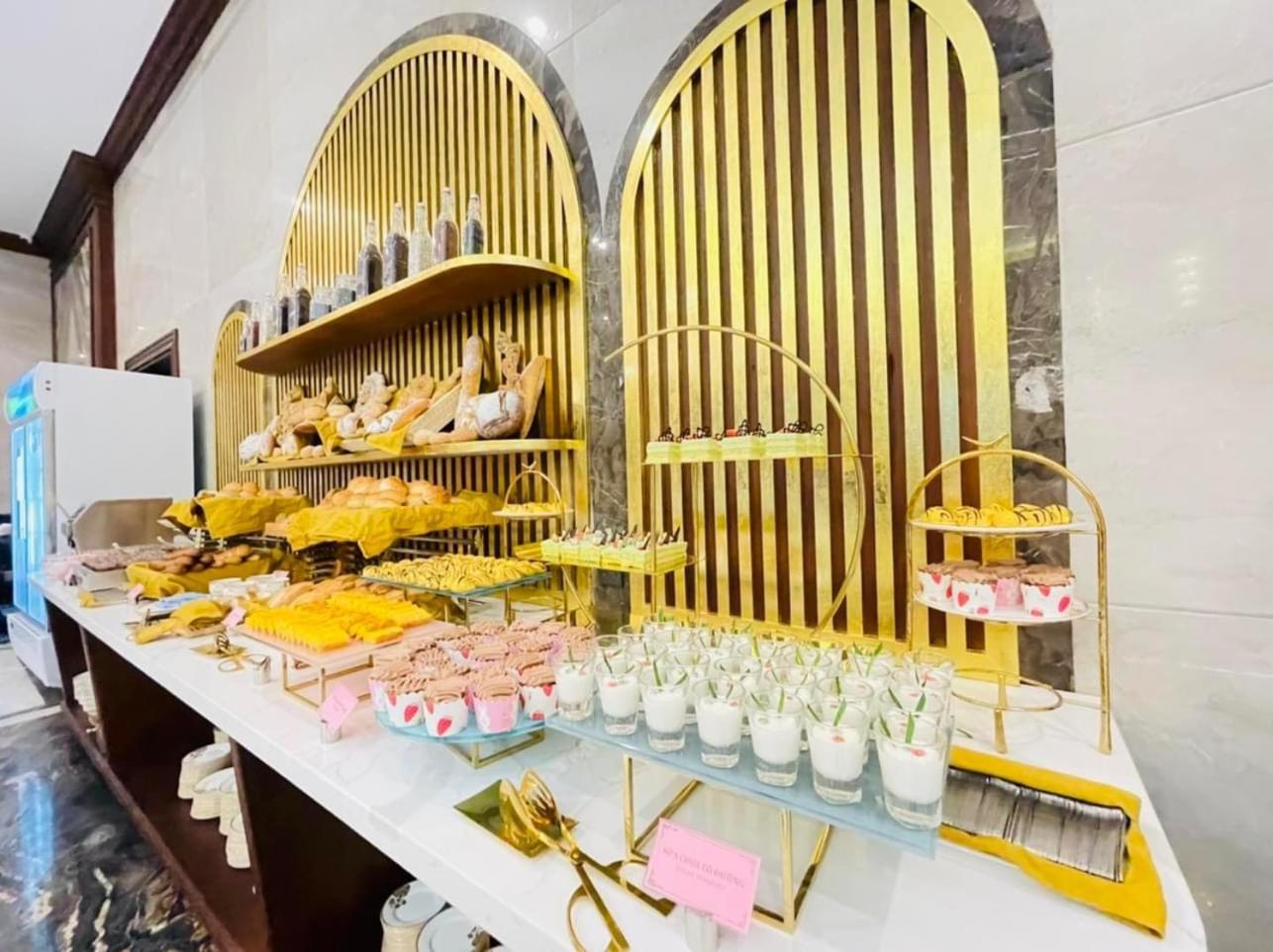 Cua Dong Luxury Hotel Вин Екстериор снимка