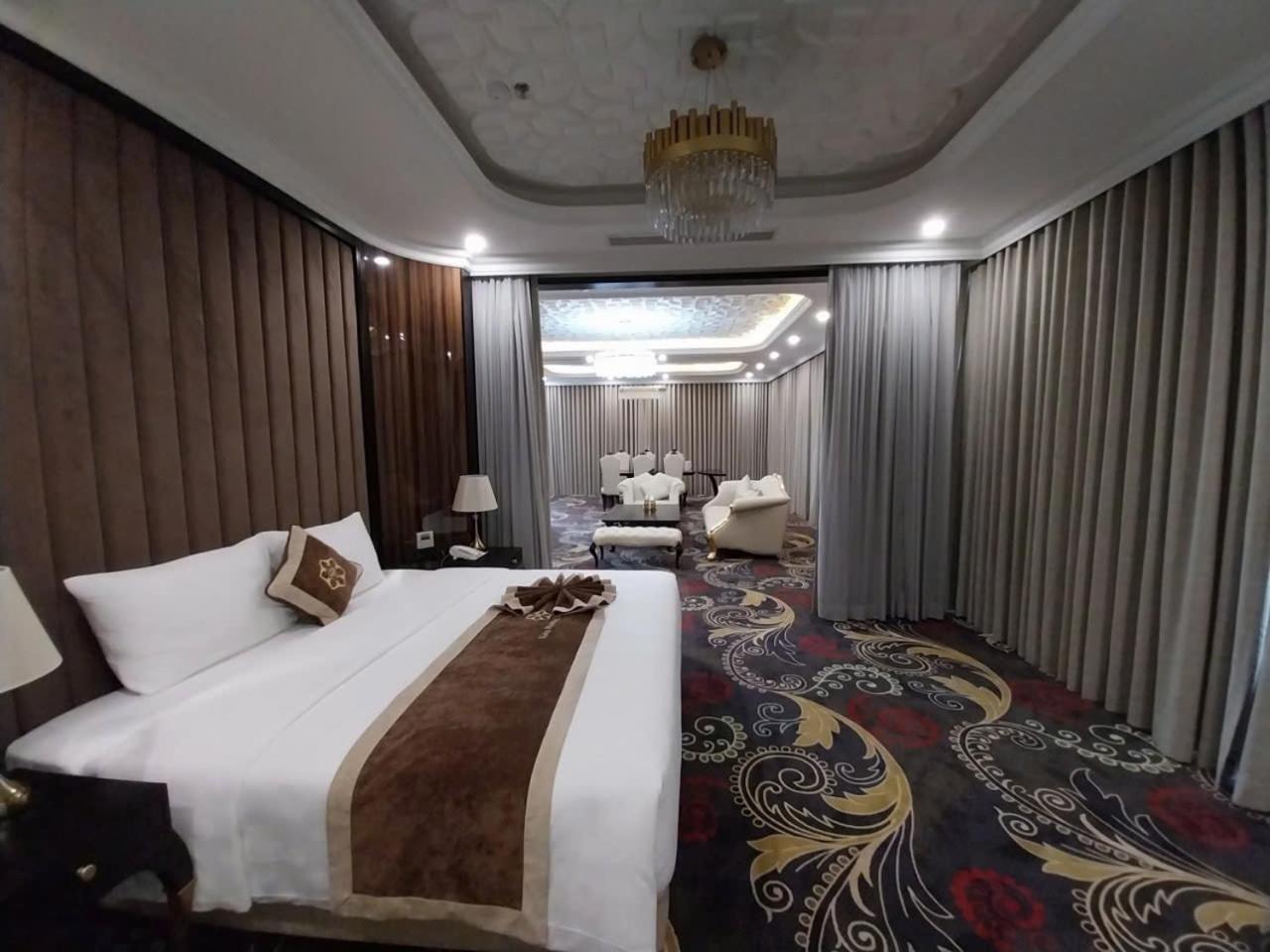 Cua Dong Luxury Hotel Вин Екстериор снимка