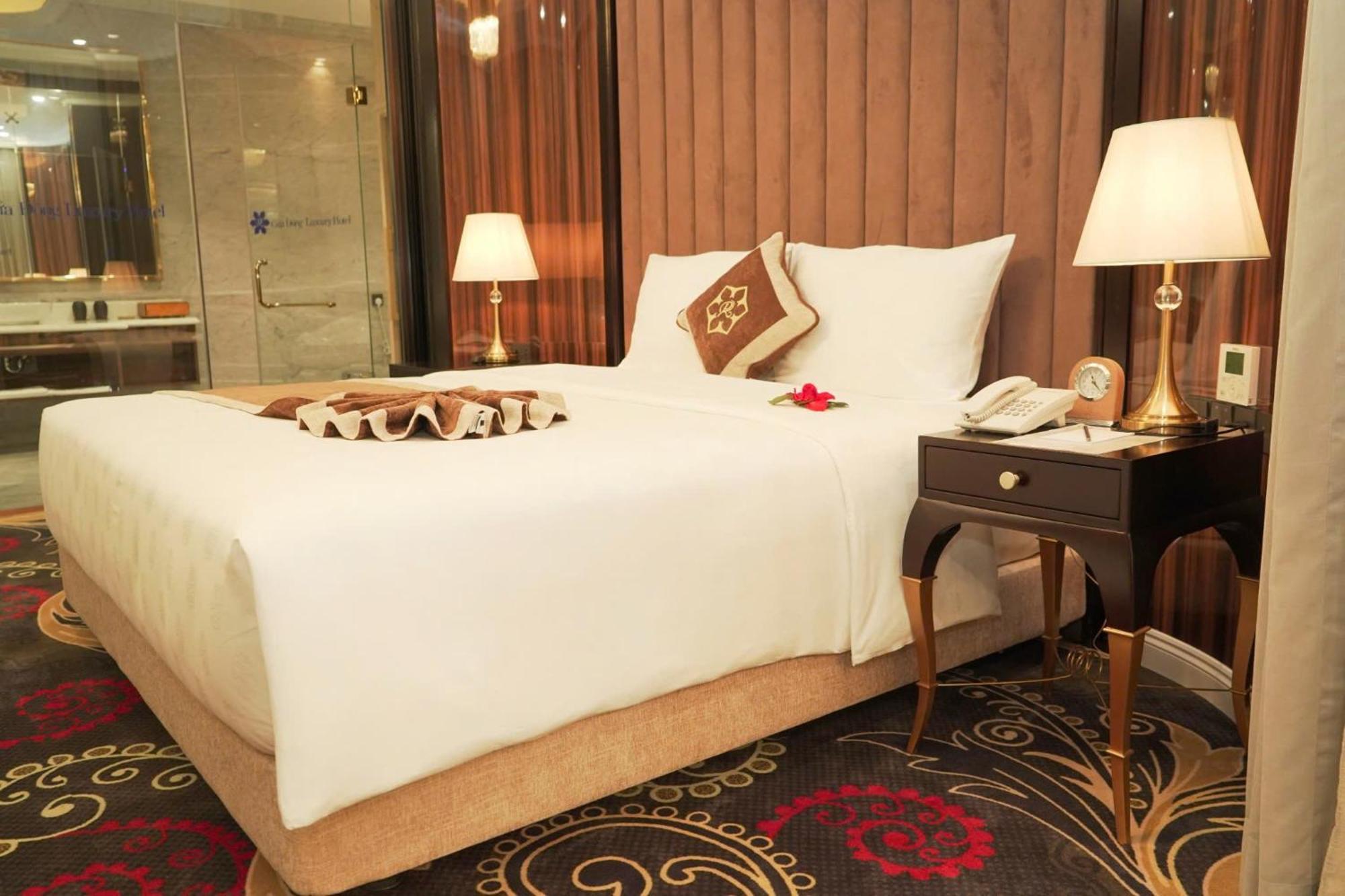 Cua Dong Luxury Hotel Вин Екстериор снимка